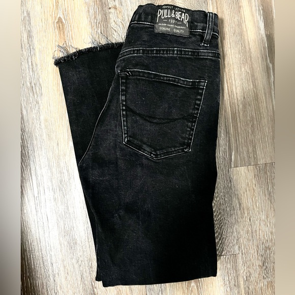 Pull & Bear Ankle Crop Denim Black - Picture 2 of 4